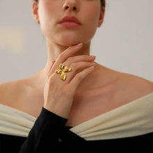 Load image into Gallery viewer, Petal Statement Ring in GOLD / SILVER