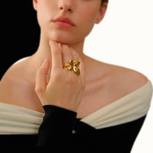 Load image into Gallery viewer, Petal Statement Ring in GOLD / SILVER