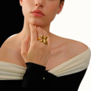 Petal Statement Ring in GOLD / SILVER