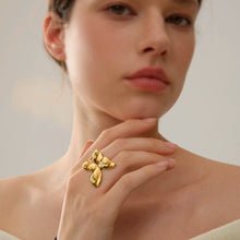 Load image into Gallery viewer, Petal Statement Ring in GOLD / SILVER