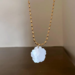 Pearl Fleur Bead Necklace