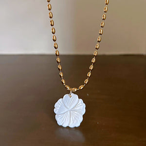 Pearl Fleur Bead Necklace