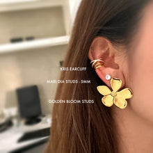 Load image into Gallery viewer, Golden Bloom Stud Earrings