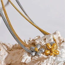 Load image into Gallery viewer, Lolita Flower Choker Necklace