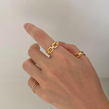 Load image into Gallery viewer, Hugo Adjustable Chain Ring