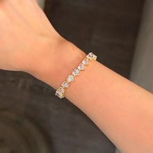 Load image into Gallery viewer, Heart Tennis Dia Bracelet
