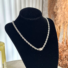 Load image into Gallery viewer, Barrel Cord Chain Necklace