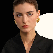 Load image into Gallery viewer, Oyster Shell Statement Earrings