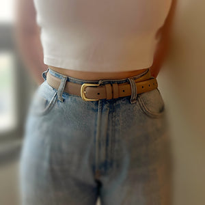 Basic Leather Belt in Khaki