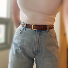 Load image into Gallery viewer, Basic Leather Belt in Choco