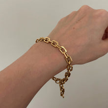 Load image into Gallery viewer, Carter Cable Chain Bracelet