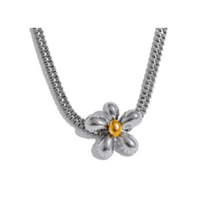 Load image into Gallery viewer, Lolita Flower Choker Necklace