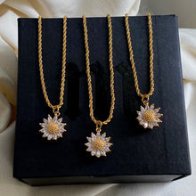 Load image into Gallery viewer, The Sunflower Chain Necklace