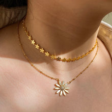Load image into Gallery viewer, The Daisy Dia Chain Necklace