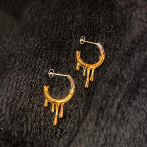 Contrast Melting Hoop Earrings