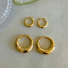 Load image into Gallery viewer, Big Vero Chunky Statement Hoops