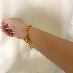 Toggle Bracelet